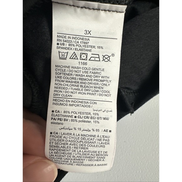 Old Navy Cloud+ Jumpsuit Size 3X Yoga Black Overall Stretch Built In Bra - Picture 9 of 13